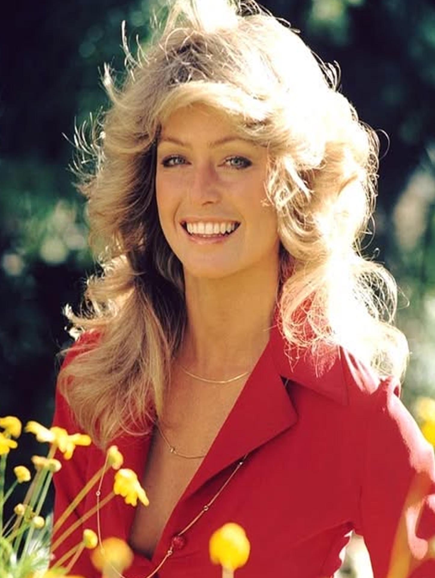 Charlie’s Angels star Jaclyn Smith, 80, opens up about Farrah Fawcett and the 1970s in her upcoming memoir